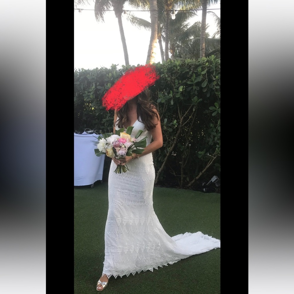 Made With Love wedding dress. - Picture 9 of 9